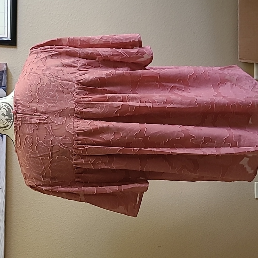 Pretty blouse - Picture 6 of 6